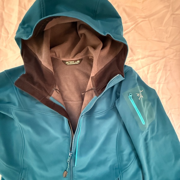 Arc'teryx Women's Gamma MX Hoody Illiad Performance Soft Shell Jacket - Picture 5 of 8